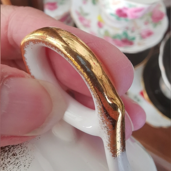 Vintage Stratford Teacup and Saucer, Fine Bone China - Picture 6 of 6